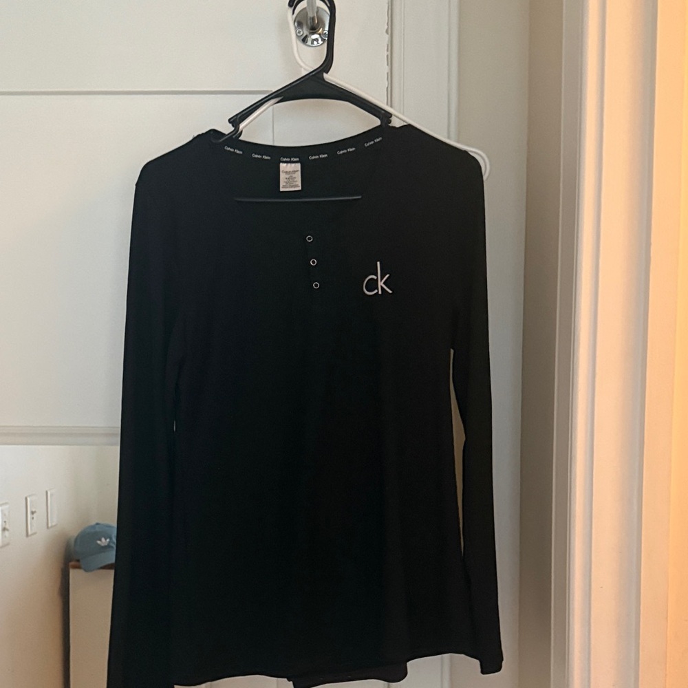 Calvin Klein Black Long Sleeve Ribbed Shirt with CK logo